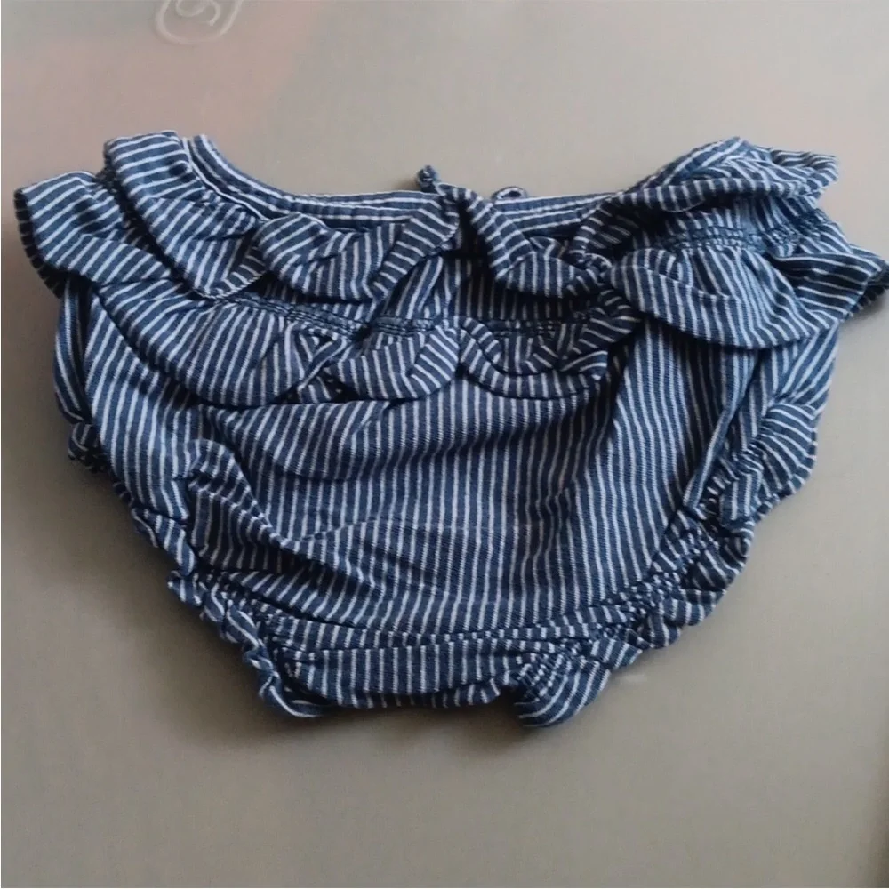 1302. Gap - Navy Nautical Pin Striped Ruffle Diaper Cover